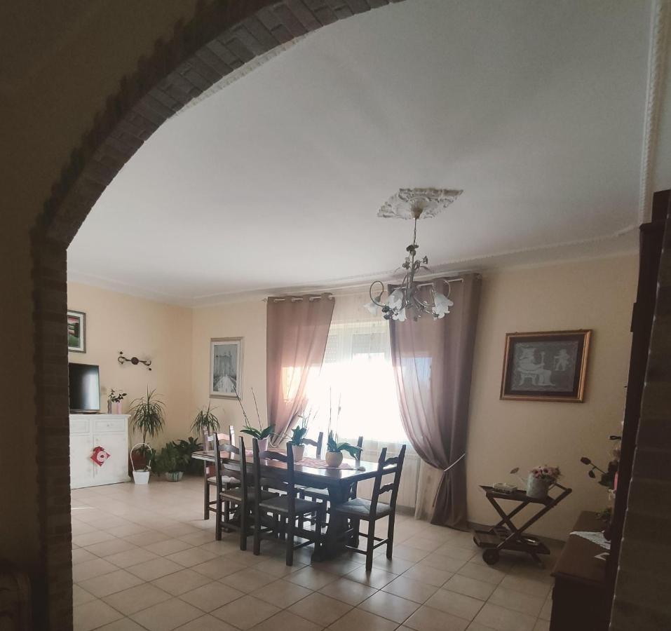 Ros' S House Hotel Corchiano ภายนอก รูปภาพ